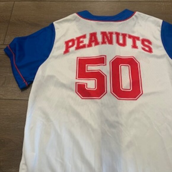 NEW Snoopy Baseball Jersey Women’s Size Large Peanuts Button Up NWT - Picture 9 of 10